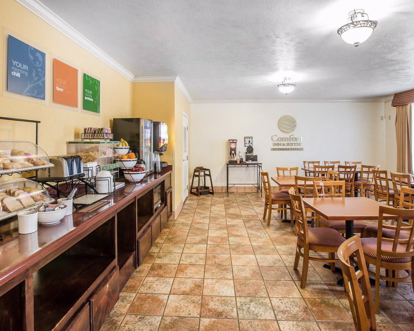 Best Western Visalia Hotel Exterior photo
